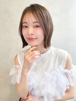 トゥルーズ 梅田茶屋町店(TLUUS)&nbsp;【TLUUSミルクティーブロンドワンホンレイヤーダークブルー】