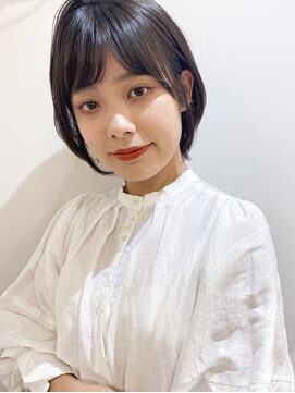 アンヘアー 元町三宮(UNHAIR) 大人かわいいナチュラルショートボブ