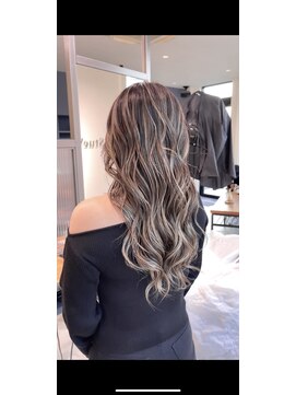 ストゥー(StueW.) ハイライト77【倉敷】【岡山】【バレイヤージュ】