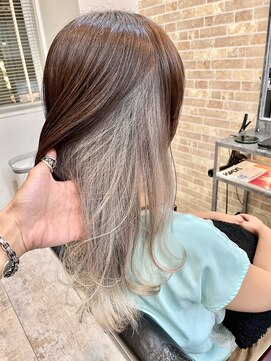 ペアル(PEAAL) インナーカラー　グレージュ　水トリートメント　レイヤー