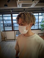 コワファーストナガサキシャンプーボーイ(COIFF1RST NAGASAKI SHAMPOO BOY)&nbsp;ミルクティーベージュ×ツイストパーマ