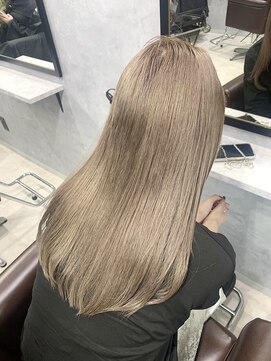 グラッジ 池袋(GLADGE) ペールグレージュ、ミルクティー、ダブルカラー