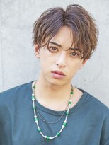 小久保styleフェザーパーマグレーブルーカラー刈り上げショート