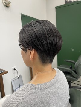 フー バイ セリナ(Fuu.by serina) 夏スタイル◎ 刈り上げマッシュ