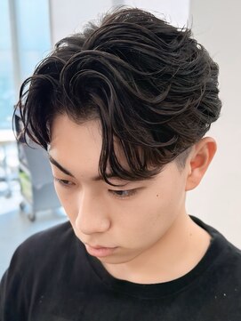 バース バイ ハピネス(BIRTH by happiness) 奈良men'sフェザーパーマフェザーショート