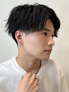 ルーム(Room) ナチュラルセンターパートマッシュ/ツーブロック