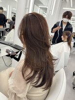 アマトウキョウスマートサロン(AMA TOKYO×Smart Salon)&nbsp;ヘーゼルベージュ　ブリーチなし　レイヤーカット　海外風