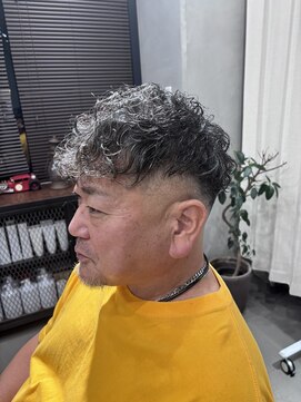 キャリー(Caly) メンズ/ツイスト/スパイラル/波巻き/フェード/スペインカール