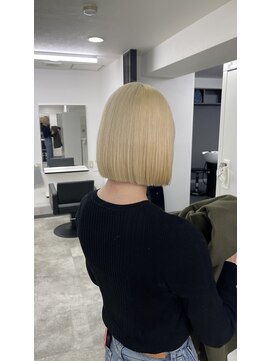 レブ 難波店(REV.) 髪質改善/ブリーチ/ダブルカラー/韓国/インナーカラー/難波