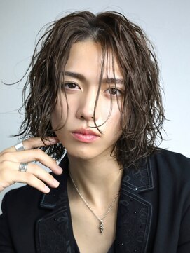 ゴールド 京都 三条(GOALD) ミディアムスパイラル