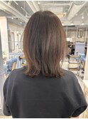 くびれミディアムレイヤー色持ちの良いモカブラウン×レイヤー