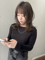 デイジー(Daisy)&nbsp;天神 大名 ミディアムレイヤー オリーブベージュ