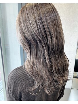 キャメル(Camel) 極細ハイライト＆インナーカラー