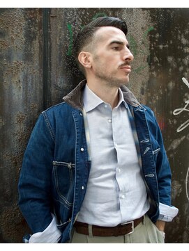 ケプカ(KEPKA) <理容室>風 フェードメンズカット