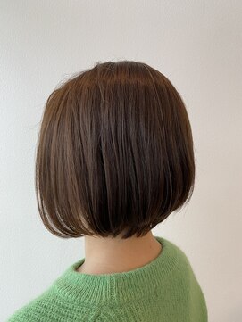リフ(RIFF) 冬だからこそ首周りスッキリ!ショートボブ