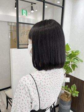 ベルヘアーデザイン 堺東(Belle hair Design) ナチュラルボブ×ブルーブラック