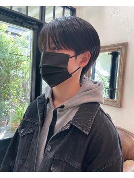 ベル 新宿(Belle) お客様ヘア】黒髪パーマ無しでもかっこいいシースルーマッシュ