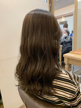 ベルプロッドバイアルター 千葉(bel. prod by aL-ter) 【bel.高野】グレージュカラー/シルキーベージュ/斜めバング