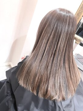 ナンバー ジルバ 立川(N° jillva) ハイライト【立川ブリーチ】