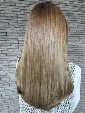 ハイバレーヘアーメゾン(HIGH VALLEY HAIRMAISON) 韓国ロングスタイルフェイスレイヤー顔周りカット岡山南中央町