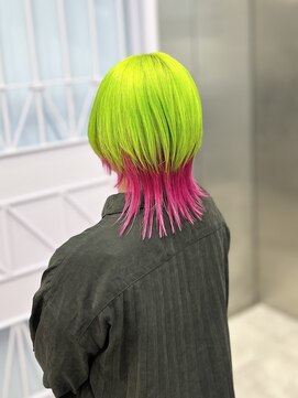 ホワイト 梅田(white) ＊SAKI＊黄緑×ピンク×ウルフ