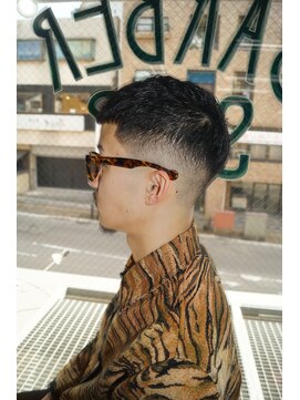 ファクトリーバーバーショップ(FACTORY barber shop) crop