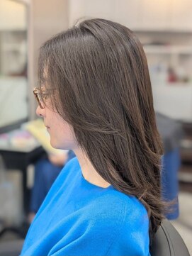 ヘアデザイニング ズーム 飯田橋店(hairdesigning Zoom) 30代40代50代:カット+トリートメント