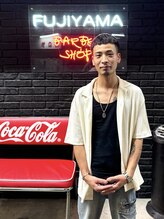 フジヤマバーバーショップ アジト(FUJIYAMA BARBER SHOP ajito) 松尾 ルイ