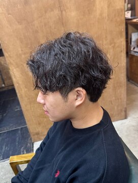 ロルド シェリ(Rold Cheri) 【山本智文】ツイストスパイラルパーマセンターパート