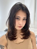 ヨロ 上野(YOLO)&nbsp;ハイライトカラーミルクティーベージュレイヤーカット