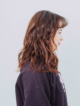 エンネ(enne) enne/ロング/パーマ