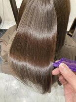 ルーツ(Roots) 艶髪