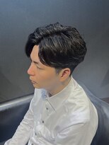 ビーダンディー(Bee dandy)&nbsp;ビジネスマッシュショート ニュアンスパーマ センターパート