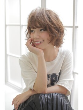 リー ヴィータ 上新庄(Lee Vita) 【Lee Vita】カジュアルボブ【エッジショート/くびれセミディ】
