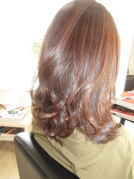 コア フィール ア デイ(COIFFURE A DAY) ミセスモテヘア