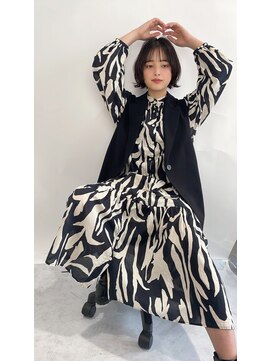 トゥーリ 薬院店(tuuli) 大人女性◆艶レイヤー前髪ピンクベージュ 髪質改善 縮毛矯正