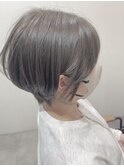 グレージュナチュラルショート