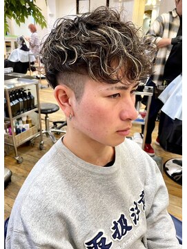 ラパンセベージュ(LA PENSEE BEIGE) 【LA PENSEE】ハイライトスペインカール