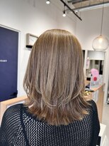 シアート(SHEART)&nbsp;ミディアムレイヤースタイル