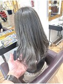 オリーブグレーカラー