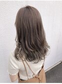 季節の似合わせ春夏カラー×ミルクティーベージュ