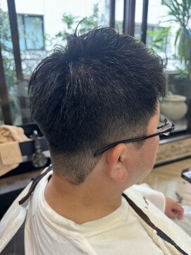 キャラ シャローネ 池袋(Chara Chalone) 刈り上げ/夏におすすめカット/短髪【たいし】