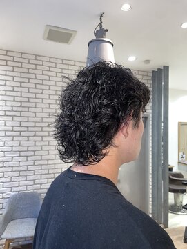 アース 三軒茶屋店(HAIR&MAKE EARTH) 動きとボリュームを出すスパイラルパーマ【三軒茶屋】