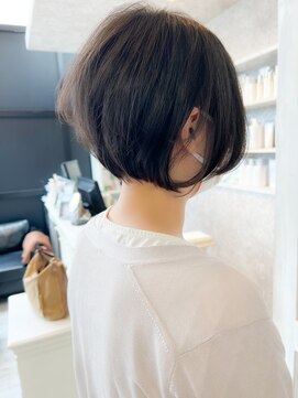 キャアリー(Caary) 福山Caary20代30代40代50代60代ショートボブ小顔補正立体カット