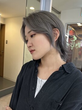 エルサザリープ 三宮(Elsa the leap) ダークグレー／ダークアッシュ／シャギーウルフ