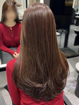 サヴォア(Savoir) こっくりマロンブラウンに上品なローレイヤー