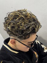 ヘアーグランデシーク(Hair Grande Seeek)&nbsp;【極道パーマ×金メッシュ】