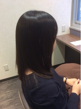 ディアローグ 瑞江店 ツヤ、やわらかさ、自然なまとまりが嬉しい縮毛矯正  No,14 瑞江