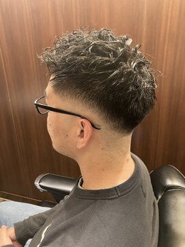 ヒロギンザ 上野店(HIRO GINZA) スキンフェード×ツイストパーマ