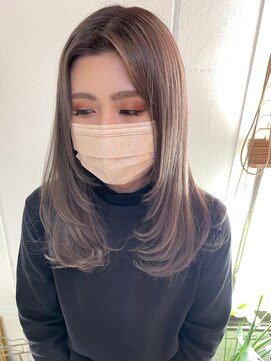 リアンバイアリュール(Lian by Allure) 《Lian by Allure》小田桐 潤 レイヤーカット